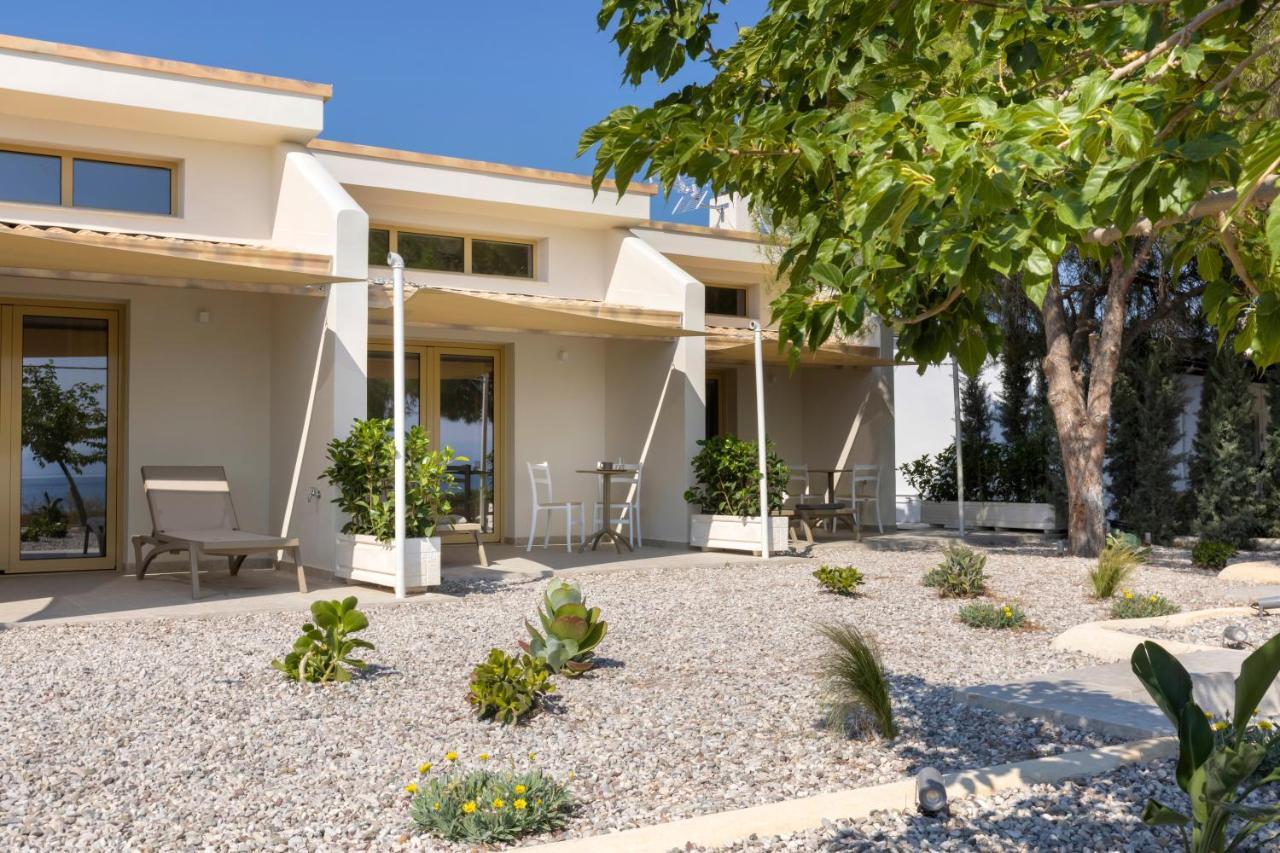 Villa Aura Loutraki Exterior photo