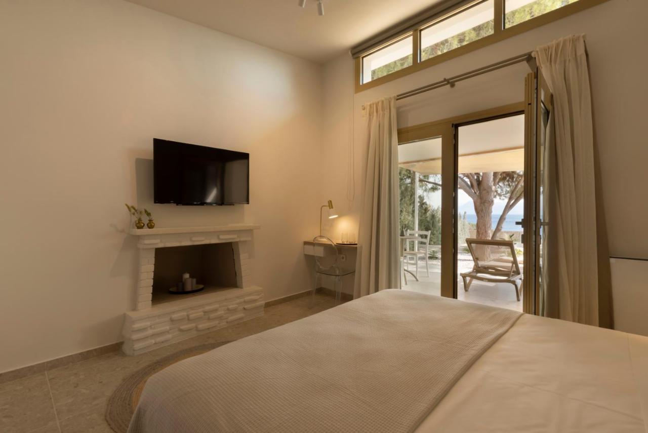 Villa Aura Loutraki Exterior photo
